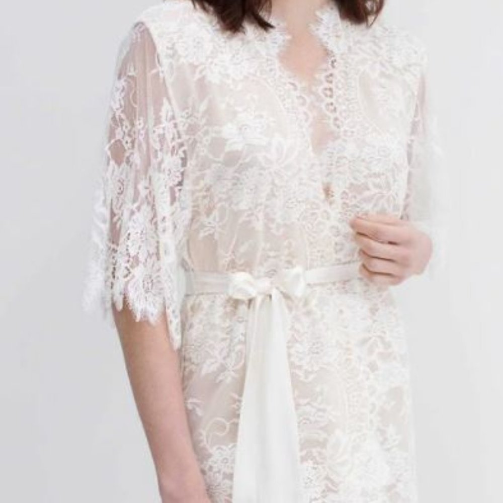 SWAN QUEEN LACE ROBE KIMONO IVORY WITH SILK LINING